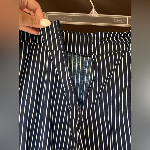 Wide Leg Striped Pants - Picture 4 of 5